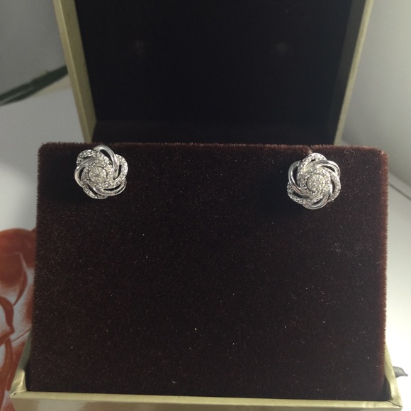 Sterling silver earrings - Picture 2 of 6